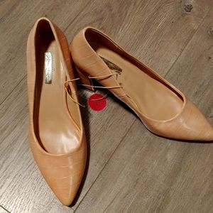 Faux croc heels pointed toe nude